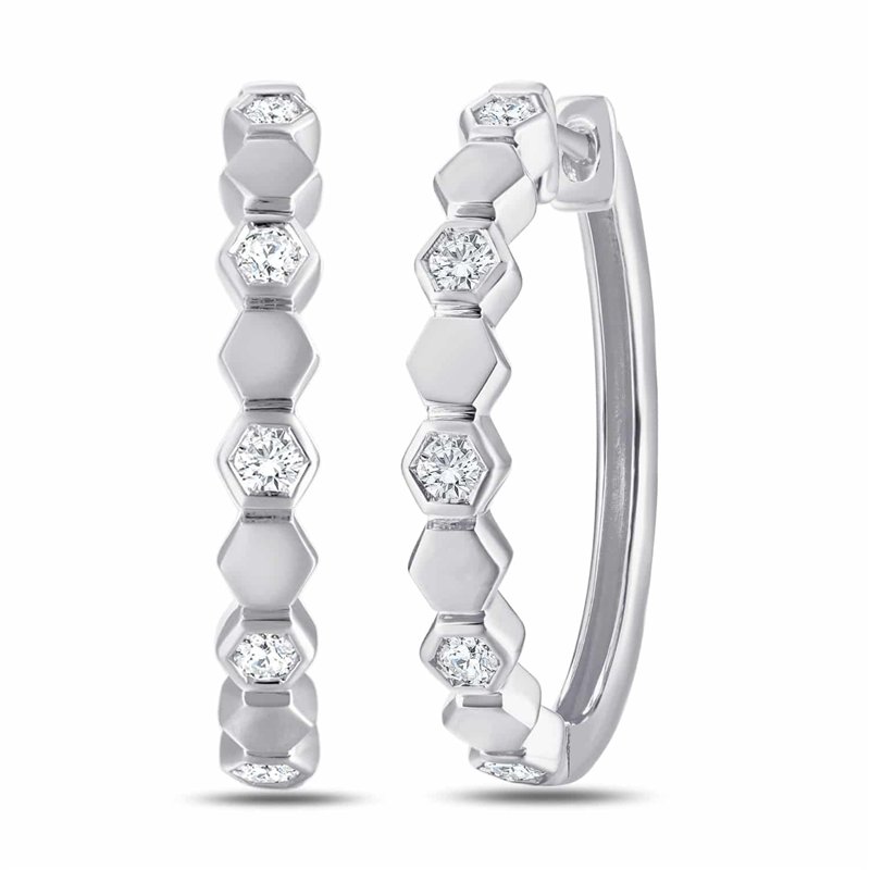Boucles d'oreilles serti clos diamant en or 18 carats