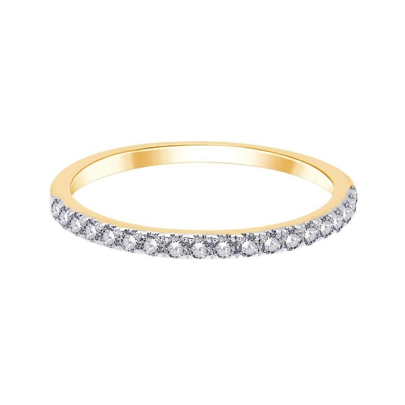 Demi Alliance serti clos diamant en or 18 carats