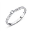 Solitaire accompagné serti clos diamant en or 18 carats