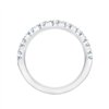 Demi Alliance serti clos diamant en or 18 carats