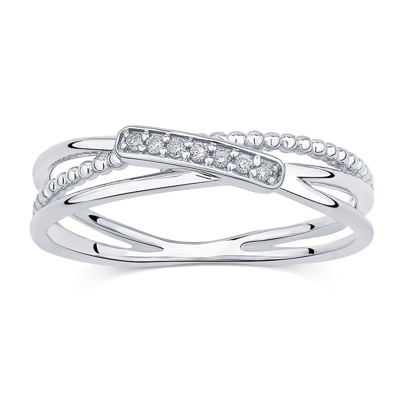 Bague serti clos diamant en or 9 carats