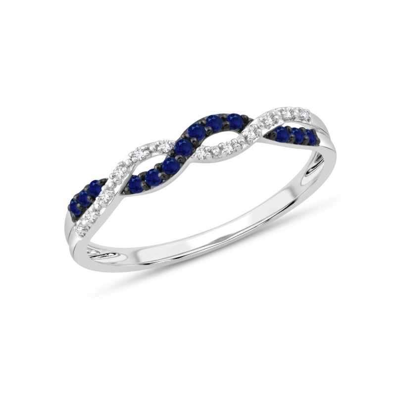 SAPPHIRE AND DIAMOND RING W6/R11