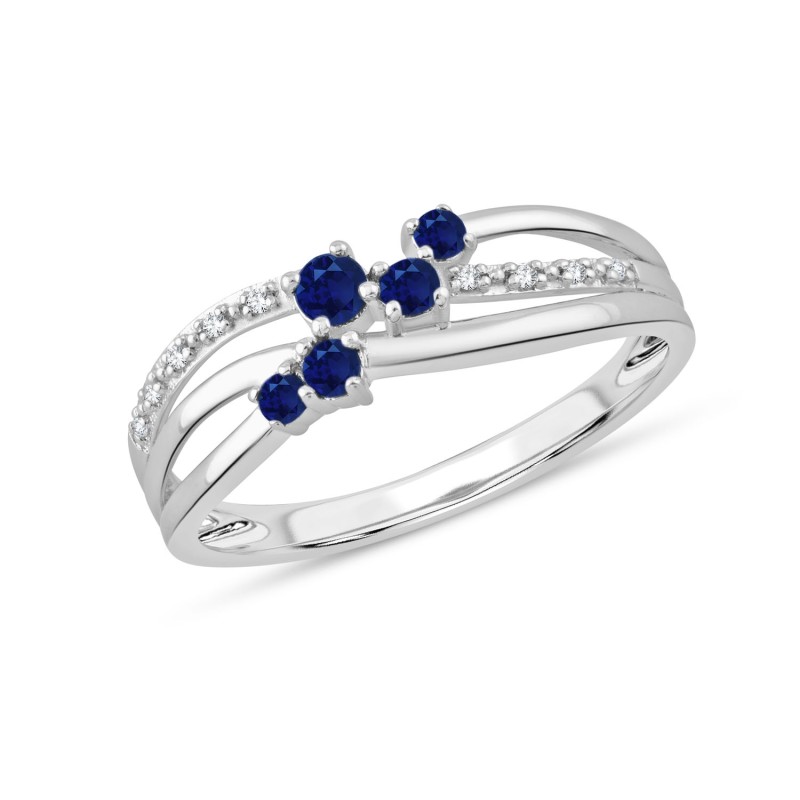 SAPPHIRE AND DIAMOND RING W6/R20