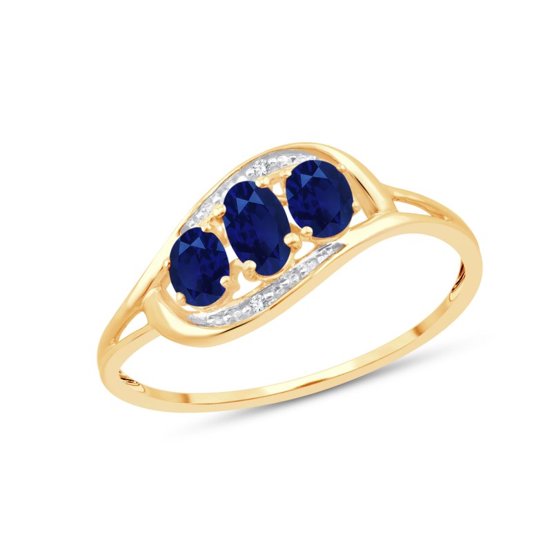 SAPPHIRE AND DIAMOND RING W7/R2